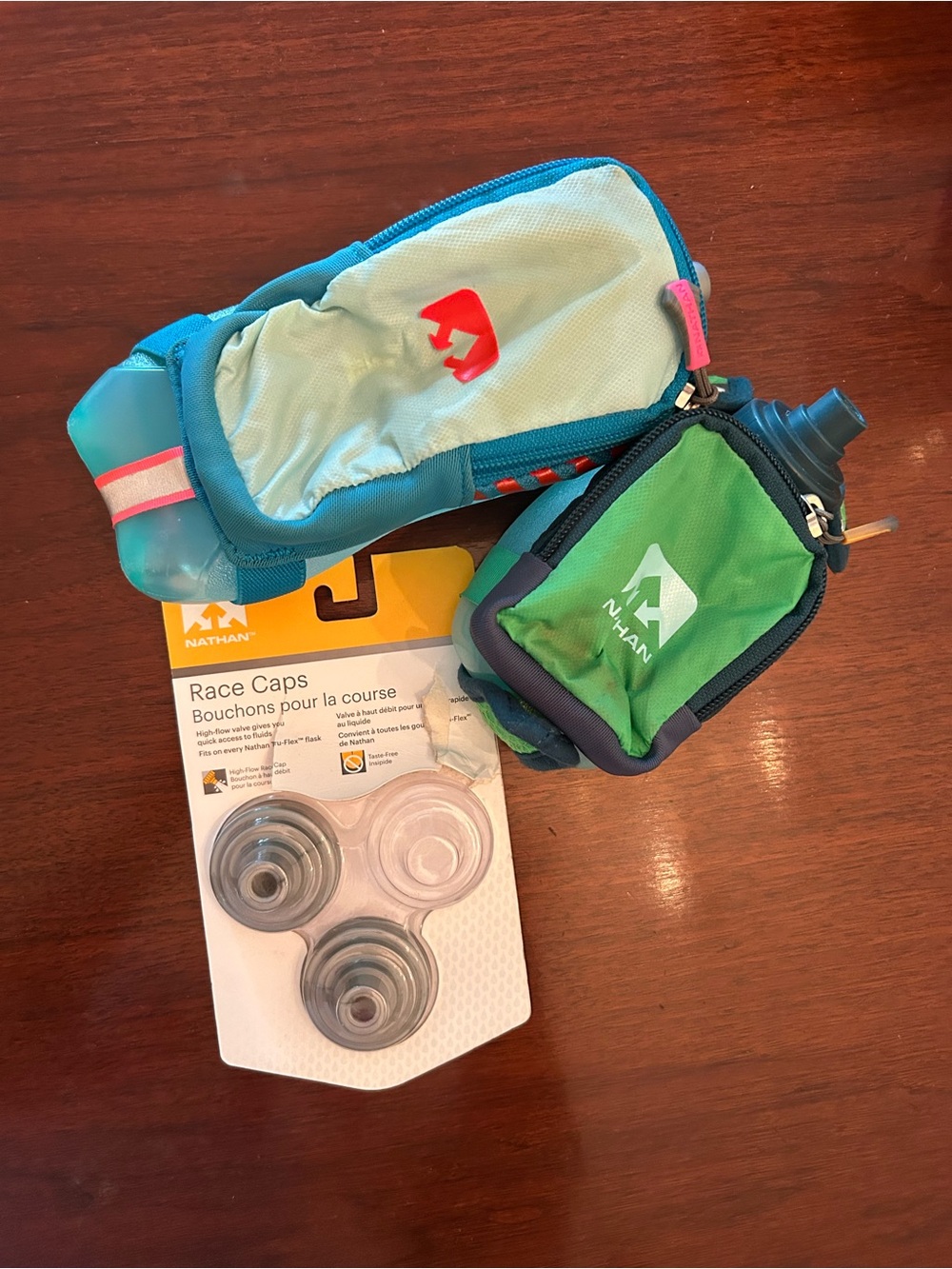 Nathan Hydration Handheld Bottles - Blue & Green
